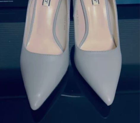 韩国手工灰色高跟鞋奶灰色 37码数成色好，...