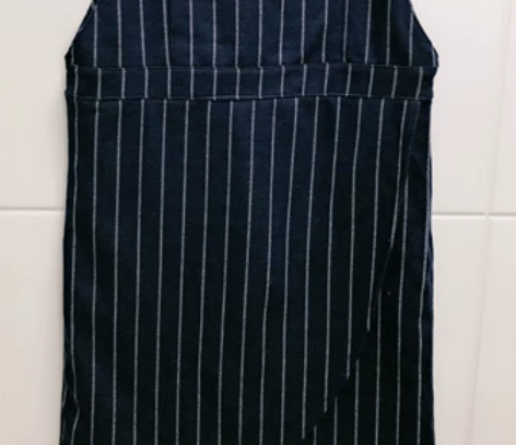 小资范全新条纹背带裙15码，背带可调，断码...