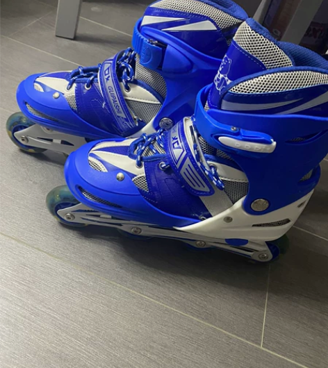 亮灯单排轮滑鞋，可调节尺码，39-42码，...