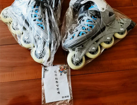成人男士旱冰鞋，穿过一次，42、43、44...