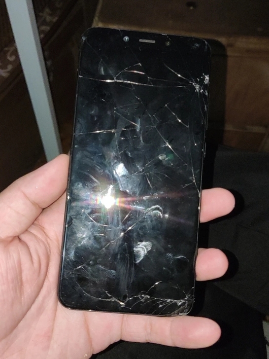 小米6X 外屏摔裂6+64的 触摸，指纹，...