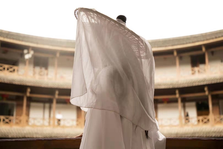 谢怜COS服,穿过两次,100出,有斗笠衣...