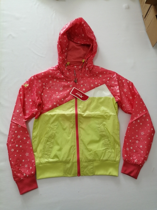 特步外套女款160码s码春秋款双层风衣撞色...