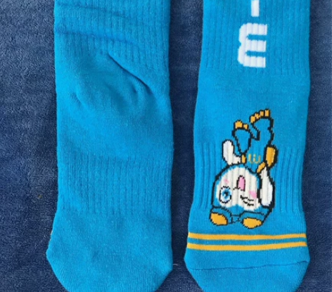 瑞士micro迈古米高轮滑袜粉、蓝两个颜色...