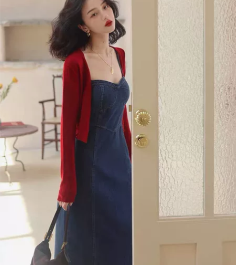 酒午复古吊带牛仔连衣裙红色开衫 下水洗过一...