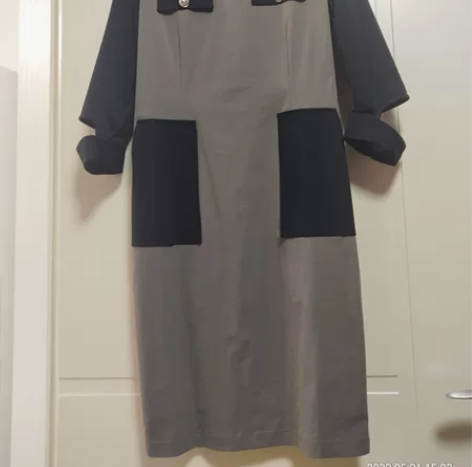 阿玛施修身连衣裙，100%正品，3码，有弹...