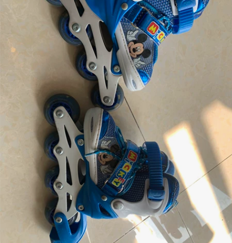 迪士尼轮滑鞋可调节大小17.5-19cm9...