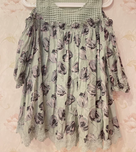 纯棉漏肩小衫，穿过1次，88元包邮，转有缘...