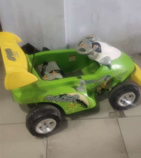 儿童电动小汽车，喜欢的联系，电池不行了，5...