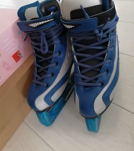 黑龙冰刀，儿童花样滑冰鞋，33码。 没穿过...
