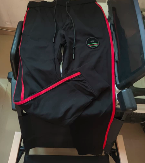 男士运动休闲裤，裤脚束口，L码，薄款不加绒...