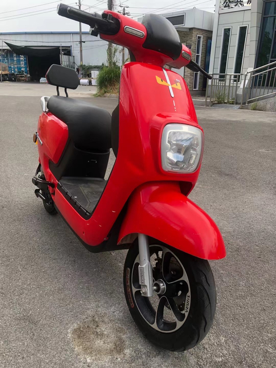 出售新日蓝精灵电动车