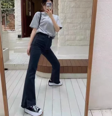 电臀侠 黑色喇叭牛仔裤，超级显腿细显腿直！...