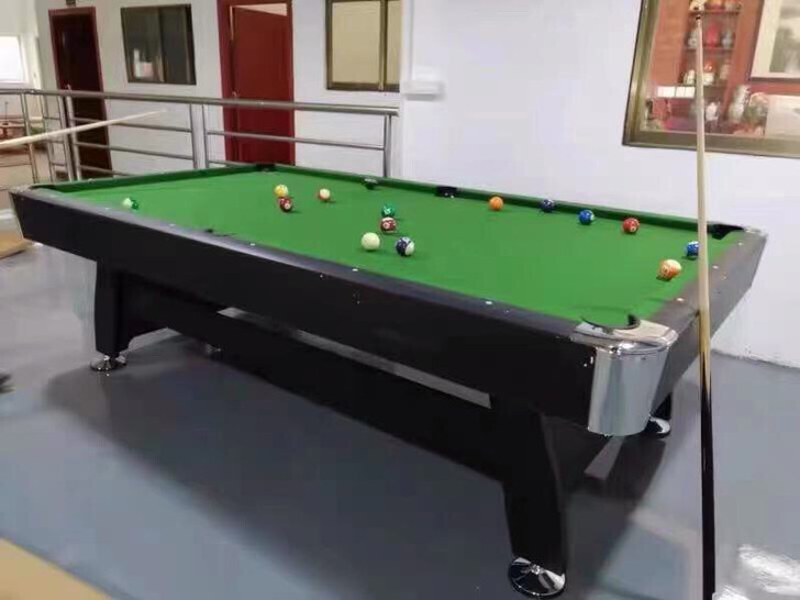 八尺全新成人台球桌,尺寸2.4*1.3*0...