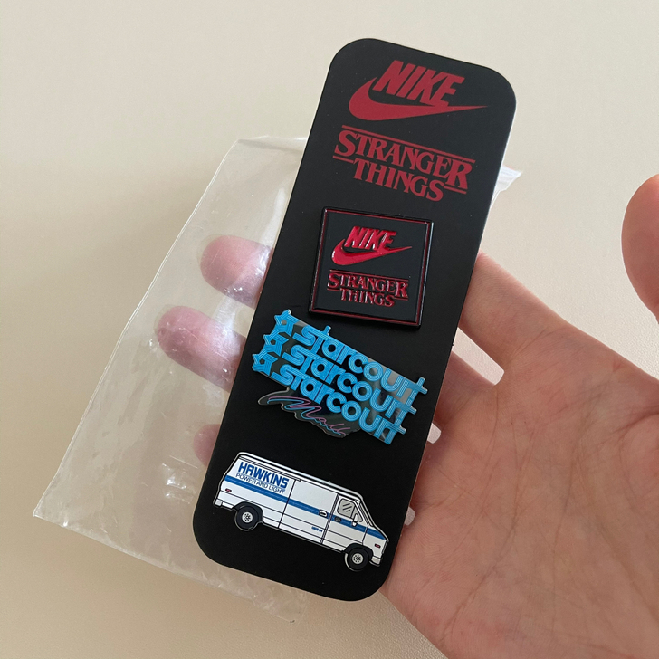 strange things Nike耐克...