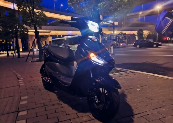 求购二手电动车，价格在600以内的，最好是...