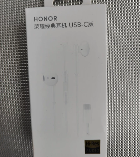 荣耀原装tpc耳机，全新未拆封，同城支持配...