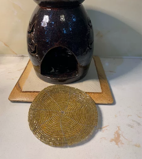 回流酱釉熏香炉 盘子上面有一处小裂 介意勿...