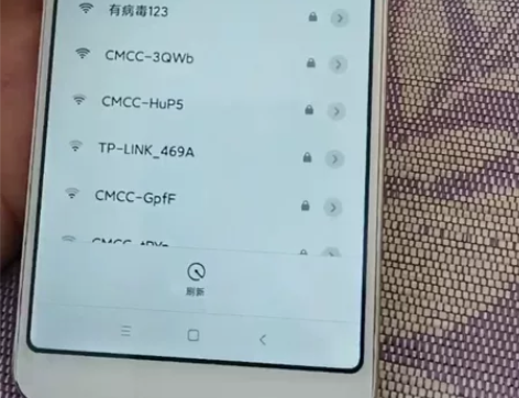 出售一台红米5手机,成色不错,有账号未退,...
