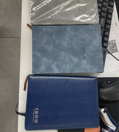 闲置换钱：牛皮日记本 全新未开封 种类繁多...