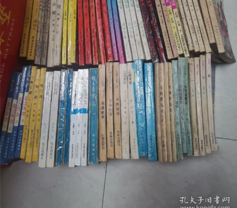 包邮武侠小说古龙、金庸和梁羽生小说著作共6...