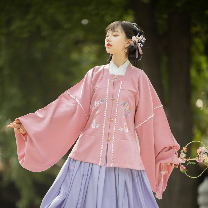 玉兔蟠桃 方领补服汉服一套