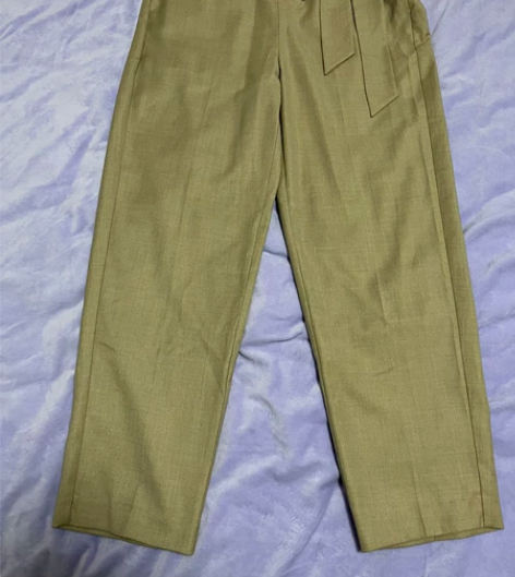 全新,品牌是朝花夕拾的西裤,雪纺面料,垂感...