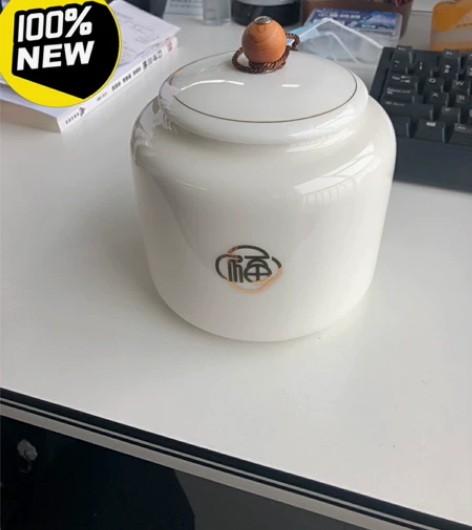 茶馆搬迁出几个羊脂玉白瓷密封茶叶罐大号 高...