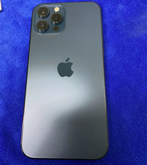 自用12promax 国行256g 海军蓝...