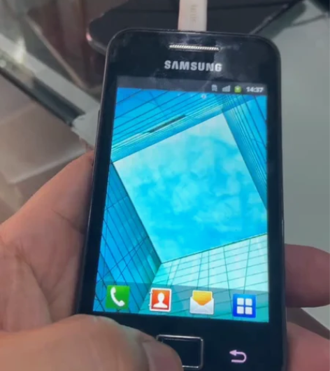 Samsung/三星 s5830：成色不错...