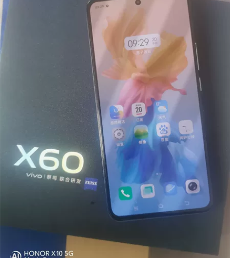 99新vivoX60,用了两天,有喜欢的滴...