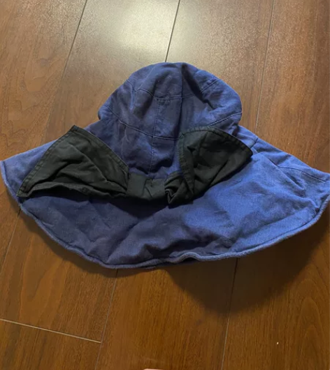 日代购买的uv防晒帽有冒烟很大 脸不会晒到...
