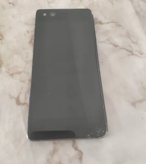 中兴zte axon m z999 6+1...