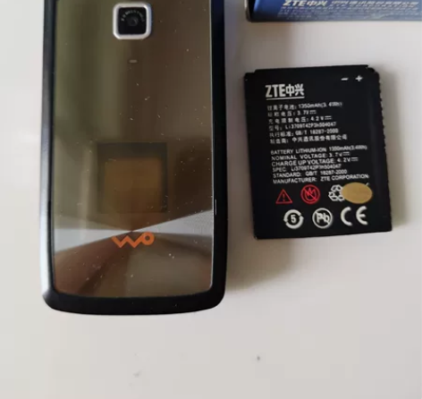 中兴通讯手机，中兴T7型翻盖手机，原装正品...