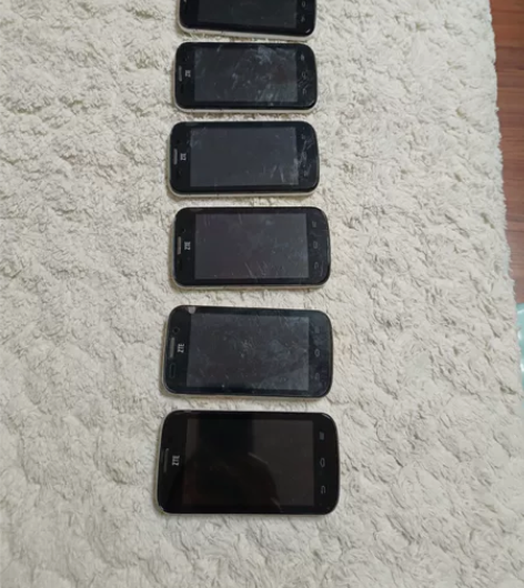中兴智能手机 感兴趣的话点“我想要”和我私...