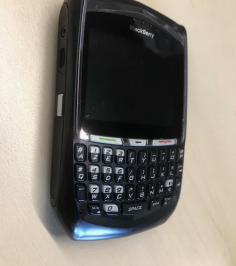 黑莓8700 80元出售 收藏版，老机器，...