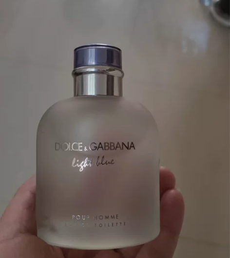杜嘉班纳逸蓝男士香水，125毫升，没用多少...