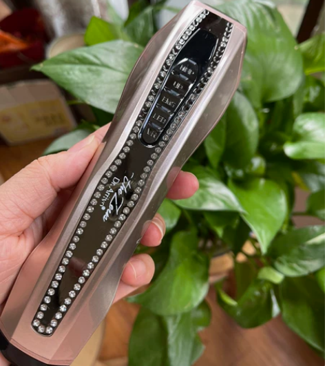 宙斯五代美容仪，淘宝代购买的，现在工作太忙...