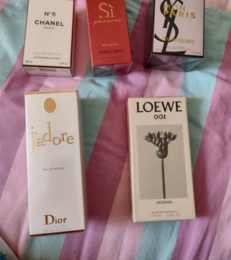 转几瓶自用闲置香水，除了反转是90ml，其...