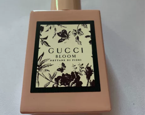 Gucci的香水 买来没喷几次 50ml ...