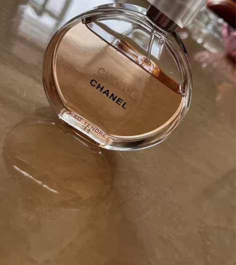香奈儿黄香水100ml 嘎嘎好闻  还剩很...