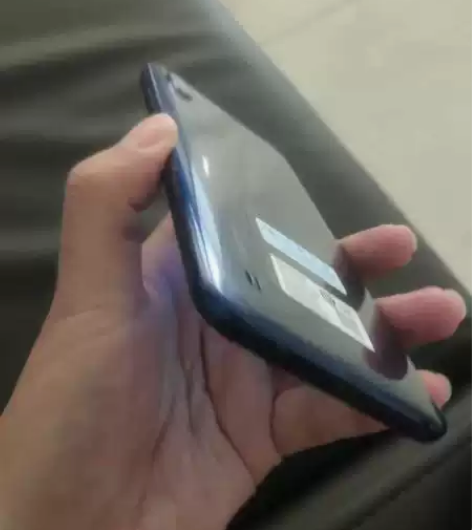 海信F30S全面屏深蓝色 全网通4g，国产...