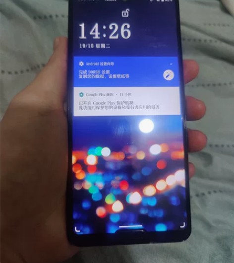 夏普r5g,成色9新左右吧,屏幕显示完美,...