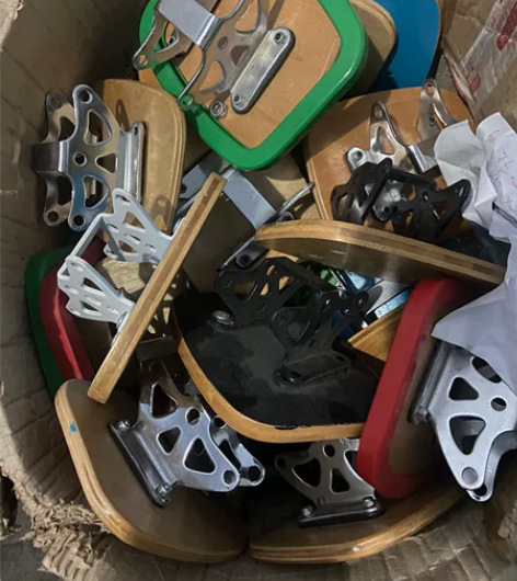 各种漂移板板面支架库存货 有的成色好 有的...