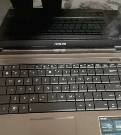 华硕笔记本 感兴趣的话点“我想要”和我私聊...