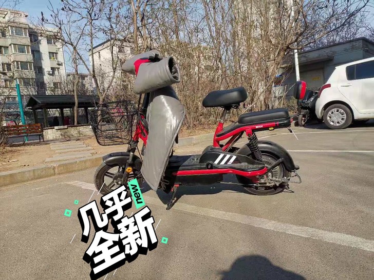 以前上班用，才买不到2年，正规爱玛电动车，...