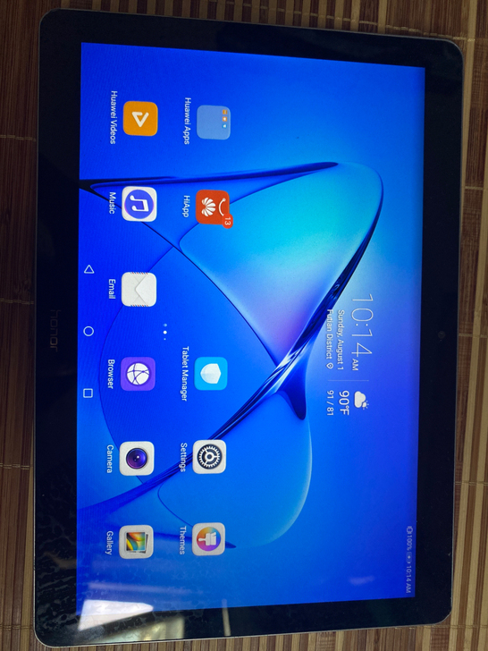 华为pad,八成新,带包装盒,499出,不...