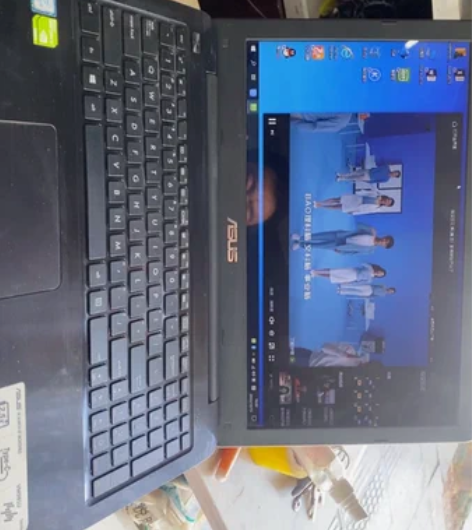 转让闲置大学时候买的华硕笔记i5-6198...
