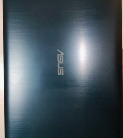 华硕笔记本i7处理器 轻微使用痕迹，无磕碰...
