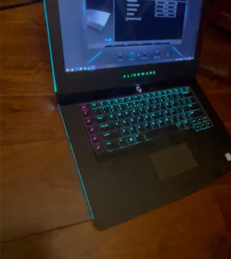 alienware 15r3 cpu：i7...